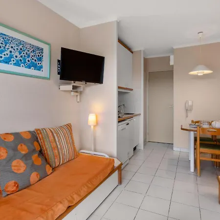 Appartement Le Village - C5 232 By Interhome