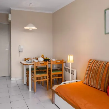 Village Cap Esterel - Le Village-31 By Interhome