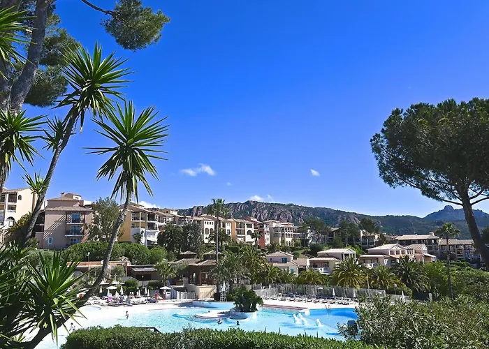 Le Village - C5 232 By Interhome Saint-Raphaël
